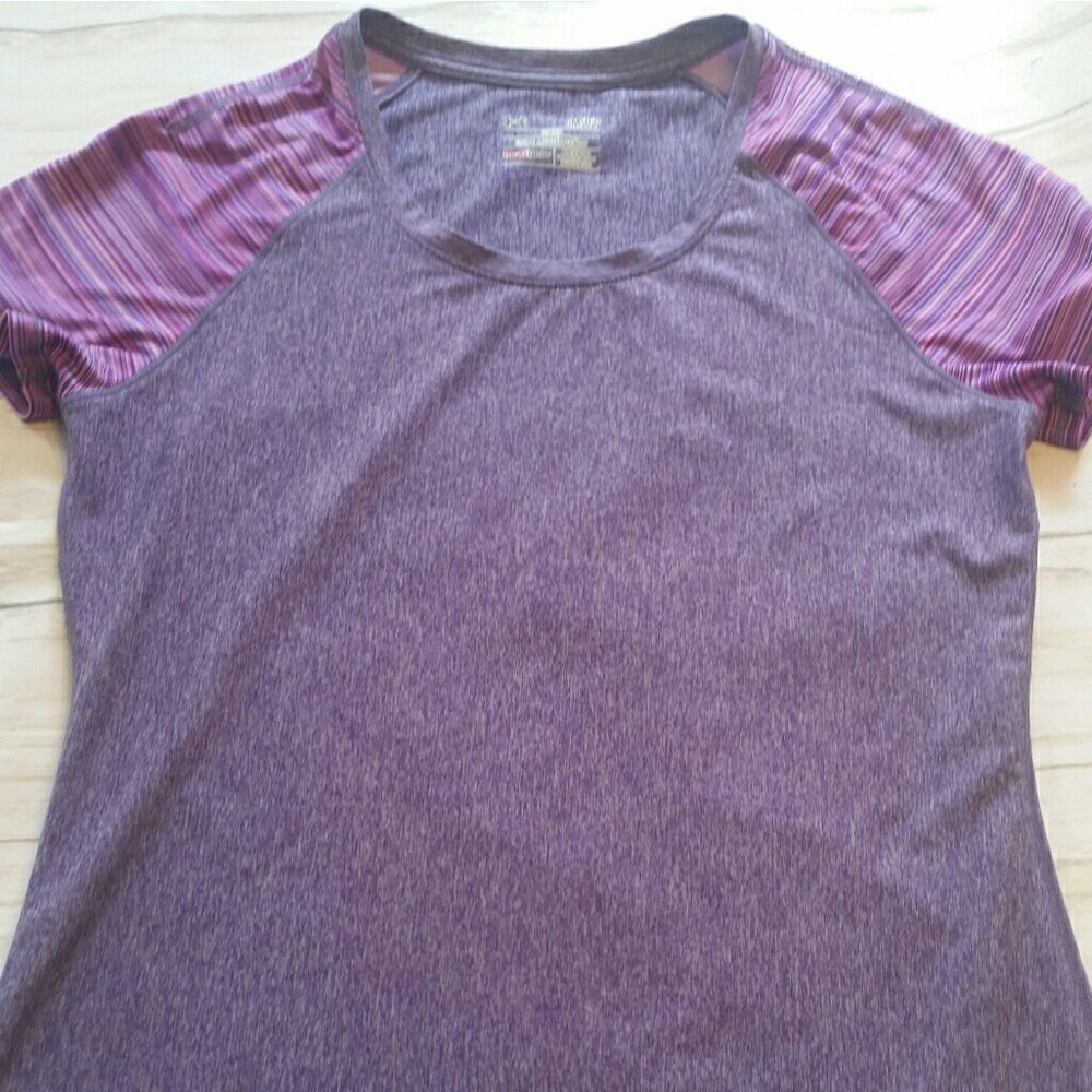 Under armour Small Purple&striped top